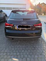 Audi A1 1.0 TFSI ultra sport sport - Audi A1 von privat