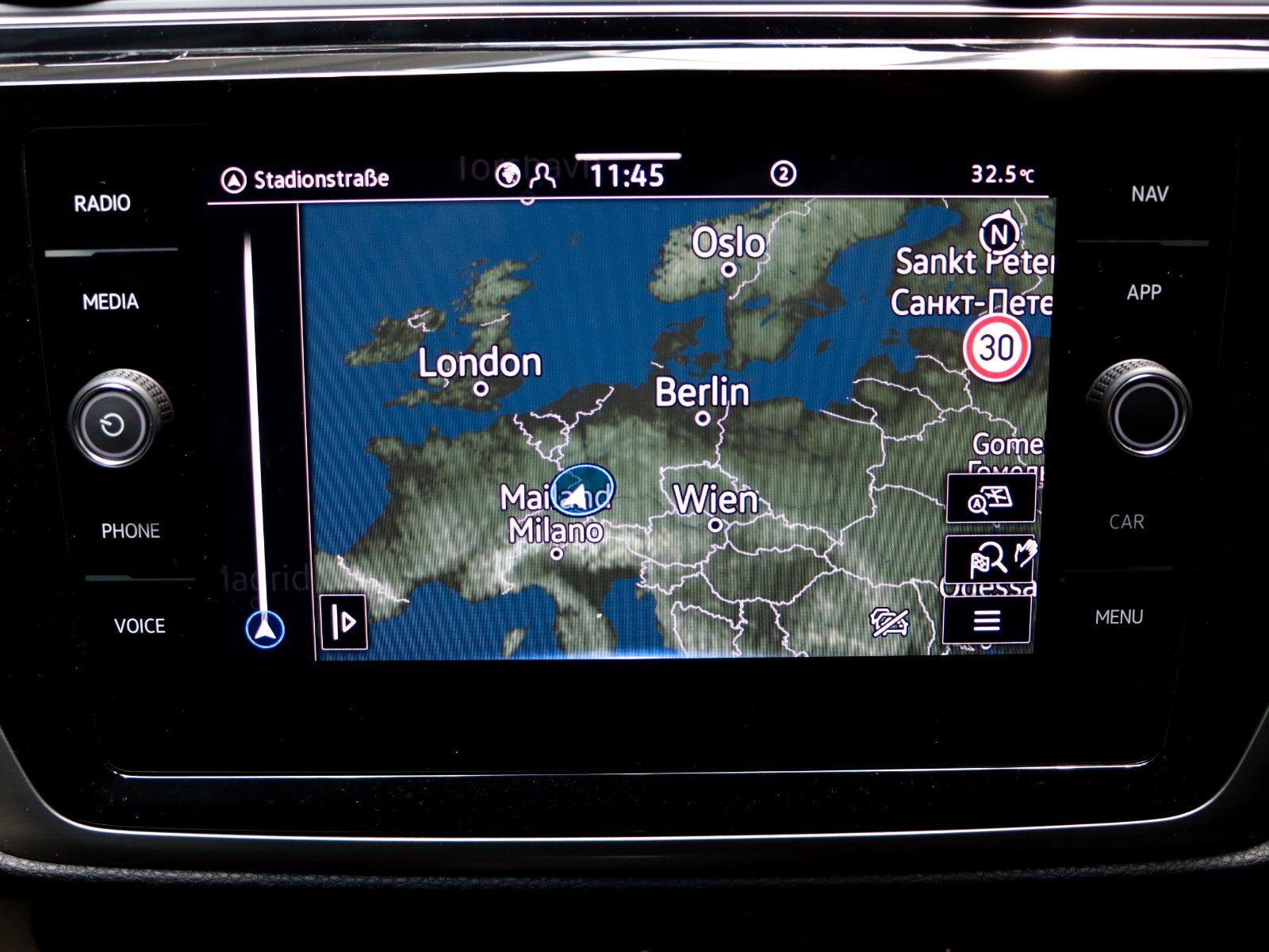 Volkswagen Touran - Bild 19