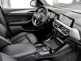 BMW X3 xDrive30e PANO AHK RFK NAVI LED PDC V+H DAB - BMW: E30