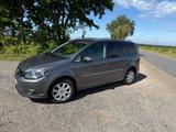 Volkswagen Touran 1.4 TSI 125 kW DSG Highline 1. Hand - VW Touran von privat