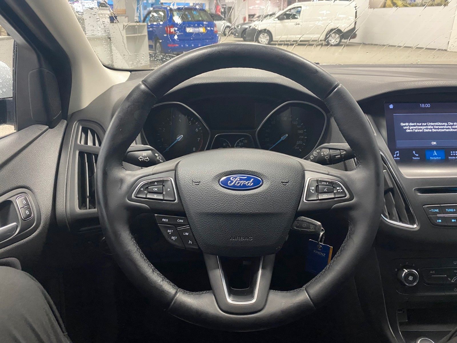 Fahrzeugabbildung Ford Focus 1.0 EcoBoost Business Turnier+NAVI+PDC+ALU