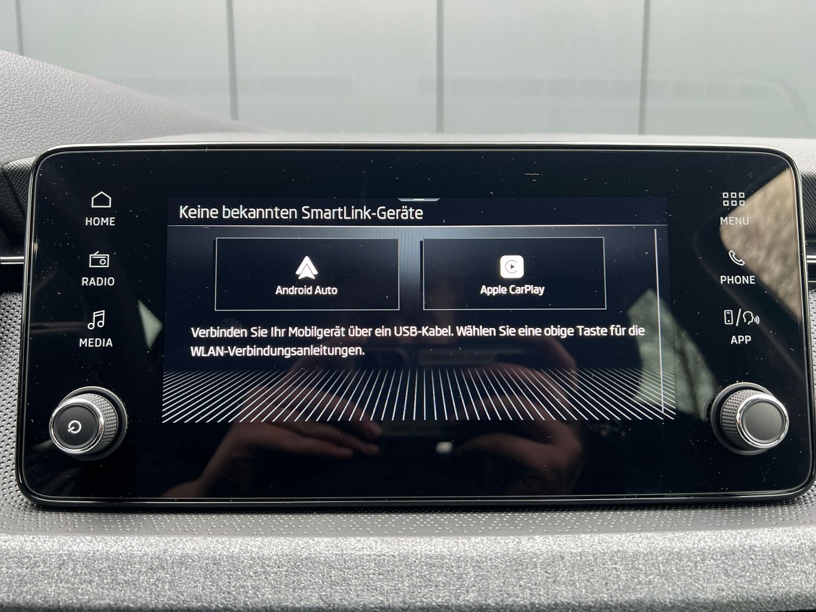 Fahrzeugabbildung SKODA Kamiq Tour 1.0 TSI DSG *AHK, Matrix, ACC, SmartL