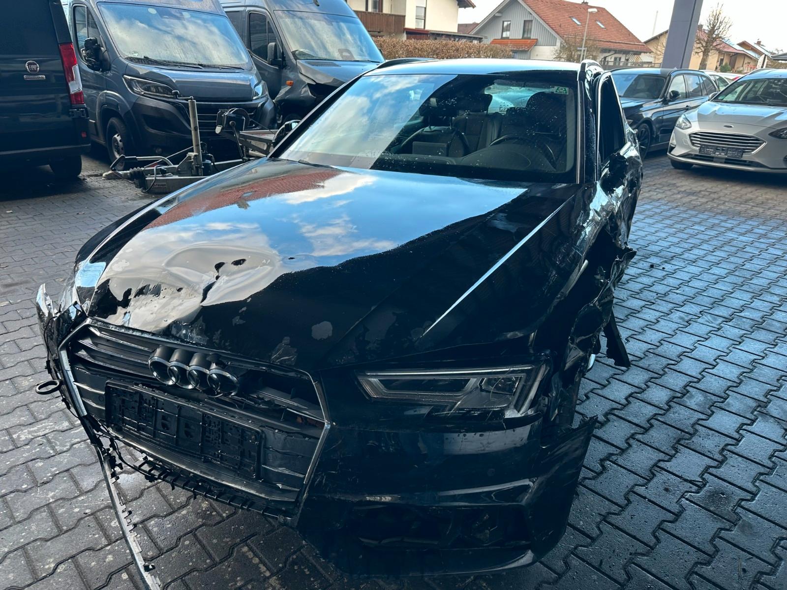 Audi A4 Avant  Sline sport Plus Aut.