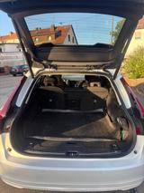 Volvo V90 B4 D Momentum Pro Geartronic Momentum Pro - weiße Volvo V90