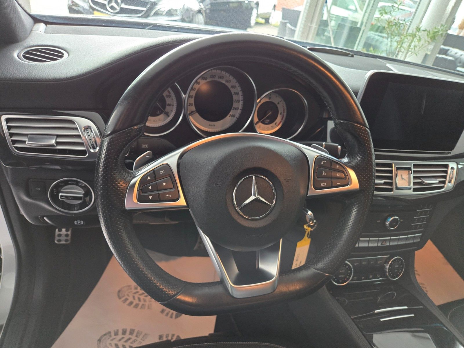 Fahrzeugabbildung Mercedes-Benz CLS 350 d AMG LINE *SITZBELÜFTUNG*360*SCHIEBED*
