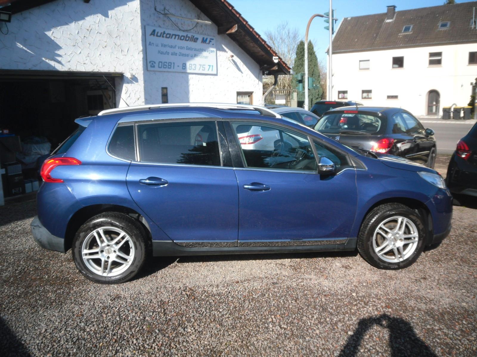 Peugeot 2008 Allure 120PS Automatik 90000KMTeilleder PDC