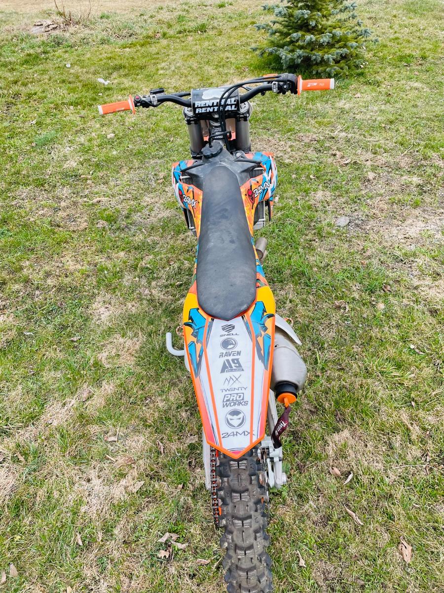 KTM  2014 — interior