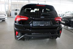 Fahrzeugabbildung Ford Focus ST + Styling-Paket + Technologie-Paket