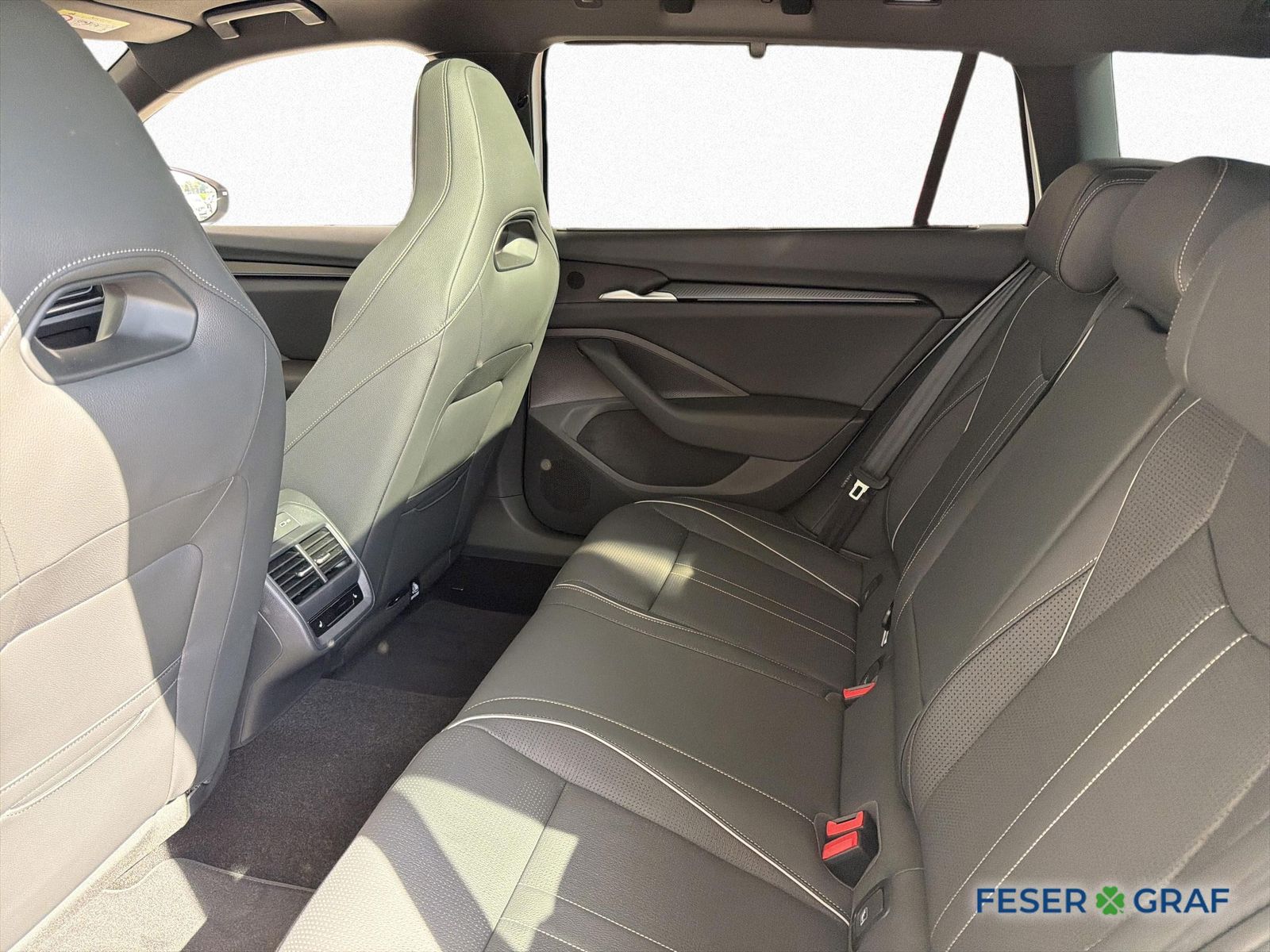 Skoda Superb - Bild 10