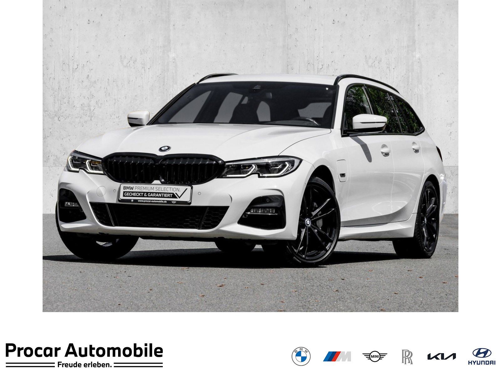 BMW 330e xDrive A M Sport HUD AHK RFK NAVI LED DAB