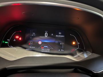 Bild 14 Renault Captur TCe 130 EDC GPF Edition One