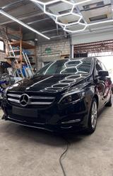 Mercedes-Benz Mercedes Benz B180 Automatik TOP GEPFLEGT!... - Mercedes-Benz B 180 in Bonn