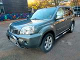Nissan X-Trail 4x4 columbia 2.2 dCi - Nissan X-Trail Columbia mit Diesel-Antrieb