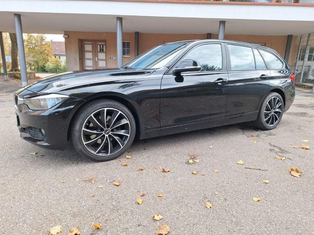 BMW 320d Touring --- 135.000 km --- 2015