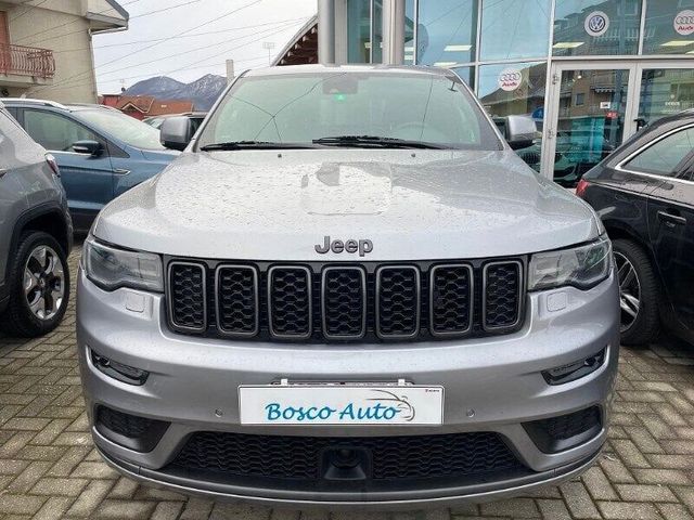 Jeep Grand Cherokee Grand Cherokee 3.0 V6 CRD 25