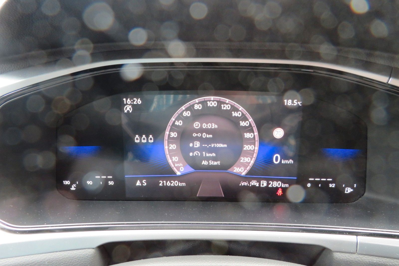 Fahrzeugabbildung Volkswagen T-Roc Life NAVI SITZH. GJ APP-CONNECT 1.HD
