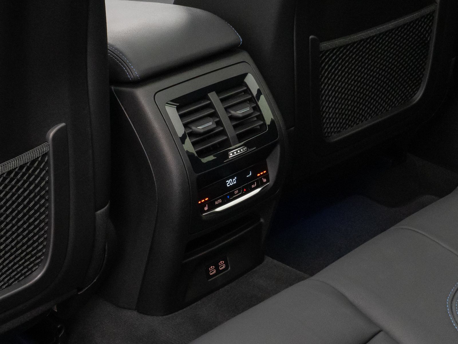 Fahrzeugabbildung BMW X3 xD30i  M Sport Panorama Laser 360°HUD DAB H/K