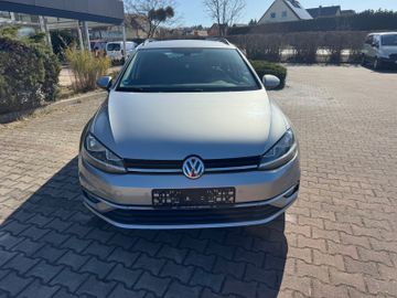 Volkswagen Golf - 3