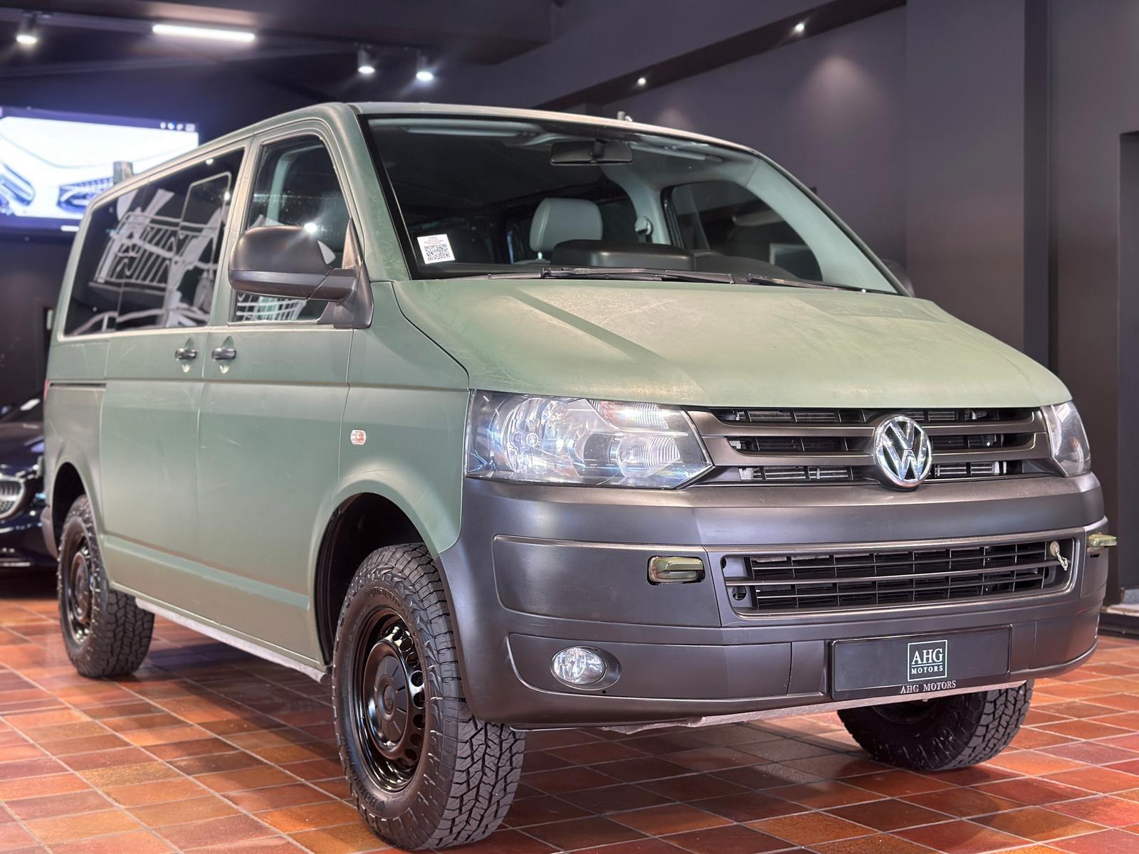 Volkswagen T5 WIDDER 4MOTION KURZ SEIKEL ROCKTON BUNDESWEHR