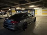 Mercedes-Benz C 300 Autom. - 4MATIC Coupe - Mercedes-Benz C 300: 4matic