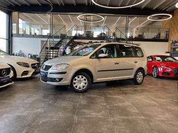 Volkswagen Touran Conceptline *KLIMA*TEMPOMAT*SZHZ*