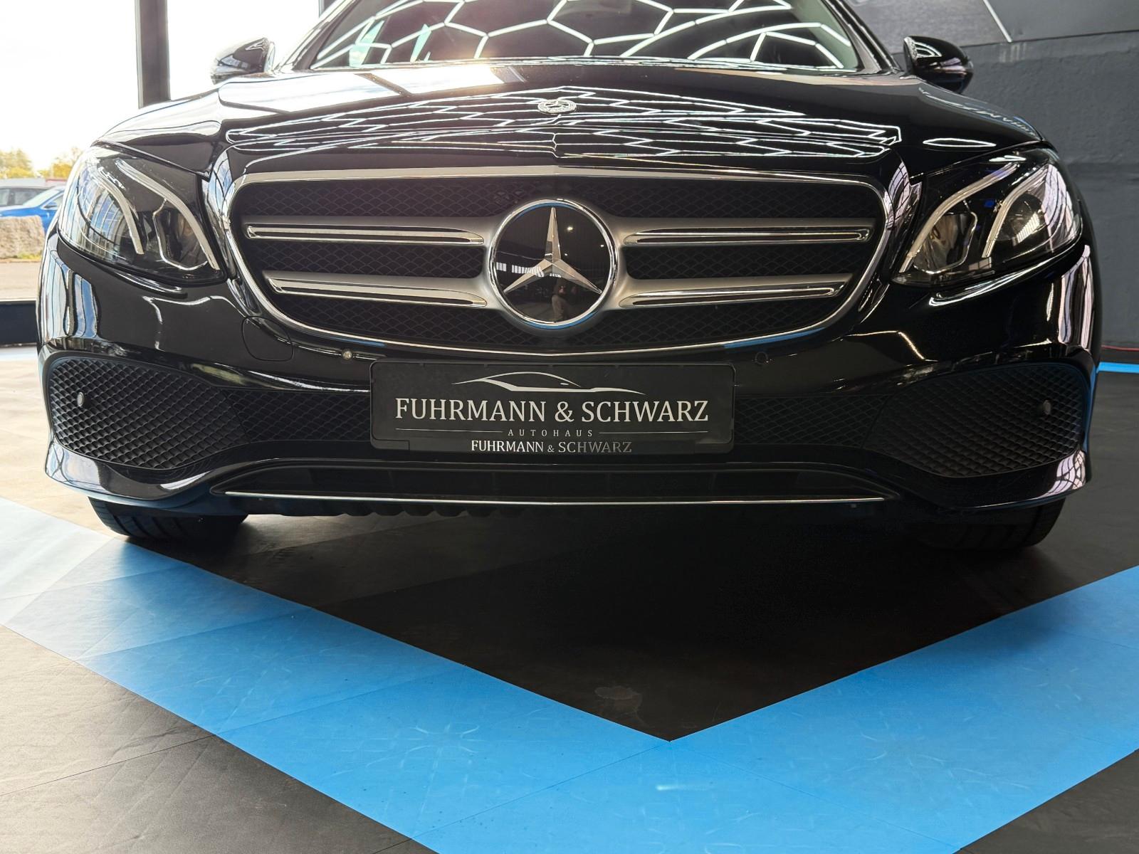 Mercedes-Benz E220d4Matic T9G-TRONIC+Burmester+ACC+LED+Rückfk.