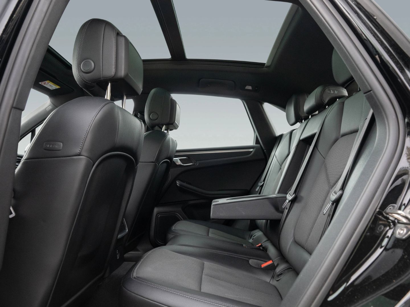Porsche Macan Panorama Dachsystem Sitzheizung vorn foto 16