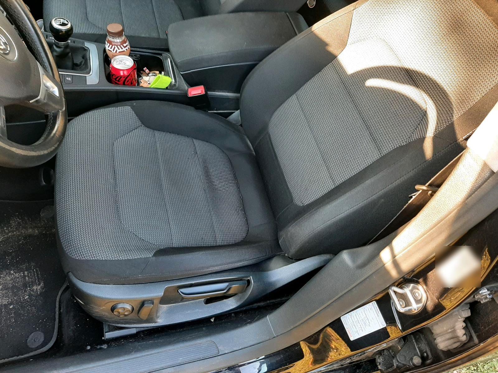 Volkswagen Passat 2012 — photo 11