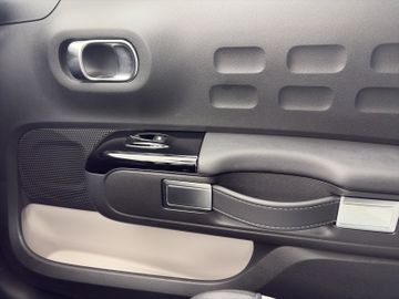 Citroën C3 1.2 PureTech 110 Elle Kam.+KeyLess+LED+Navi