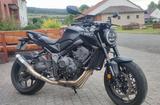 Honda CB650R - All Black - 2500km - Sportauspuff & QS - Offers