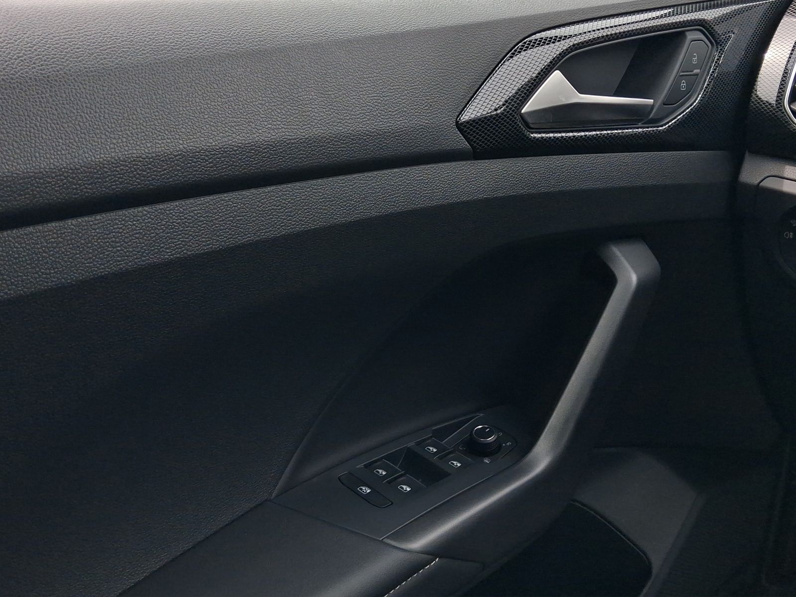 Volkswagen T-Cross - Bild 12