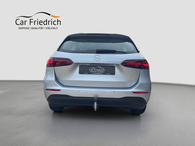 Mercedes-Benz B 180 Autom. Advanced AHK