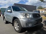 Toyota RAV 4 RAV4 2.0 Sol *Allrad* - Toyota RAV 4 Gebrauchtwagen in Hamburg