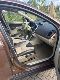 Volvo XC60 - 6