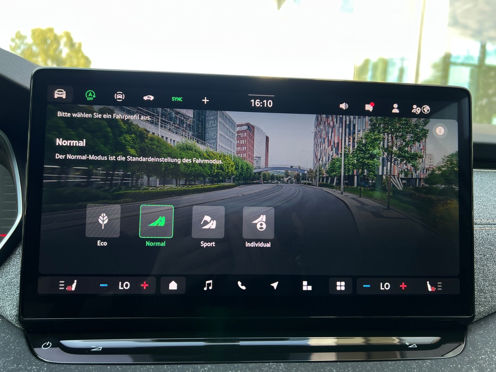 Fahrzeugabbildung SKODA Octavia Combi Balance 2.0 TDI DSG *AHK,Rückfahrk
