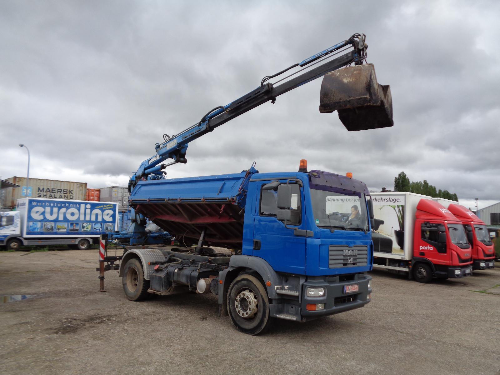 MAN TGM 18 - 240  Klima MKG - 116 mit Greifer AHK