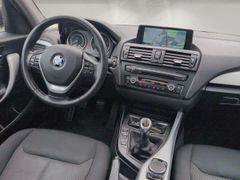 BMW 118 d Lim  ~Xenon~Schiebedach~Komfort Zugang