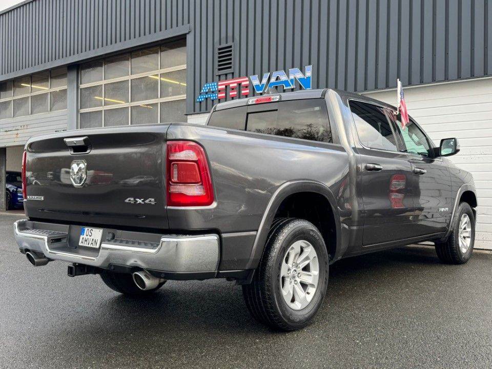 Fahrzeugabbildung Dodge RAM1500 CrewCab Laramie 5.7 HEMI 4x4 Pano