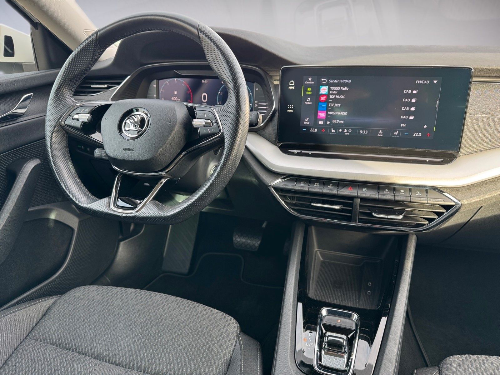 Fahrzeugabbildung SKODA Octavia Combi Style First Edition 2.0 TDI