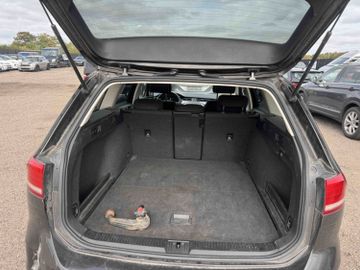 Volkswagen Passat Variant - 9
