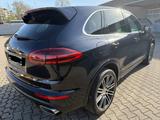 Porsche Cayenne, Deutsches Fahrzeug, Porsche Scheckheft  - Porsche Cayenne in Bonn