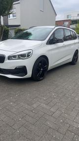 BMW 220d xDrive M Sport Paket 7 Sitze - BMW 220 in Frankfurt (Main)
