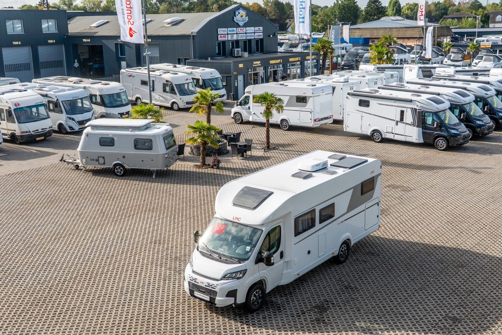 Tracer 730 EL *Mj.26*2xKlima*Solar*Navi+RFK*FIAT