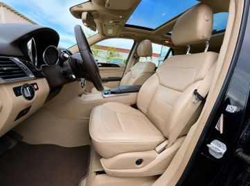Mercedes ML 350 - 6
