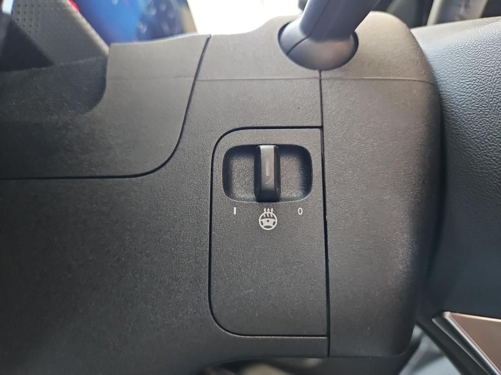 Fahrzeugabbildung Mercedes-Benz A 200 Progressive Pano Navi Totwi. SpurH LED SHZ