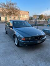BMW Bmw 520 520i 24V cat Futura - BMW 520 aus 2000: 520i