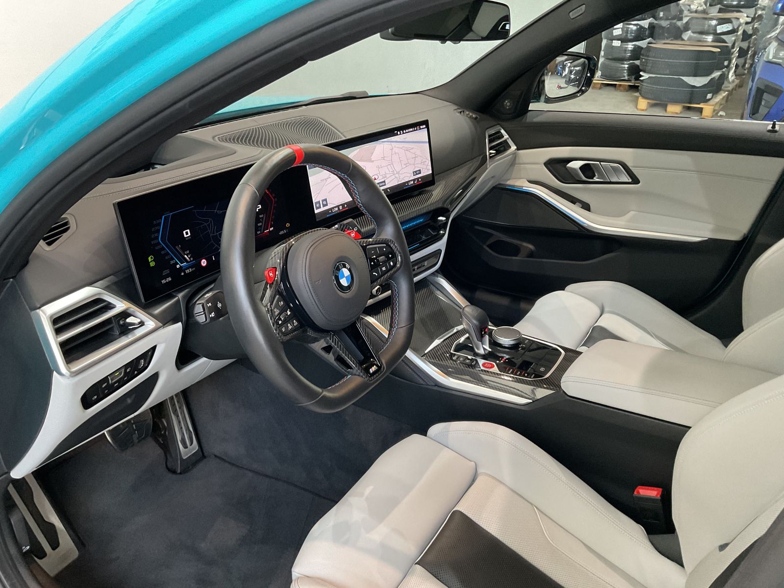 Fahrzeugeinzelansicht 10 Fahrzeugabbildung BMW M3 Competition M Sportsitze Interieurlisten Carb