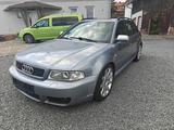 Audi RS4 2.7 quattro - Audi RS4: 2.7