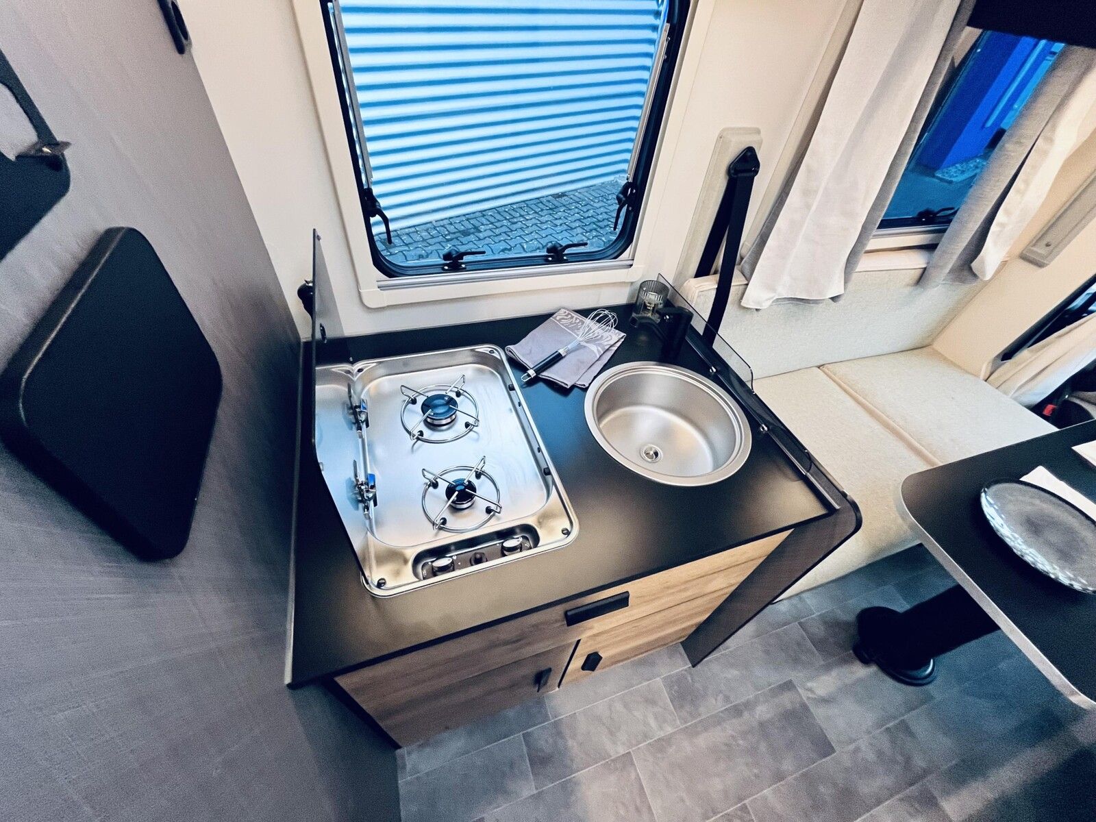 Fahrzeugabbildung XGO Dynamic 99P Modell 2027