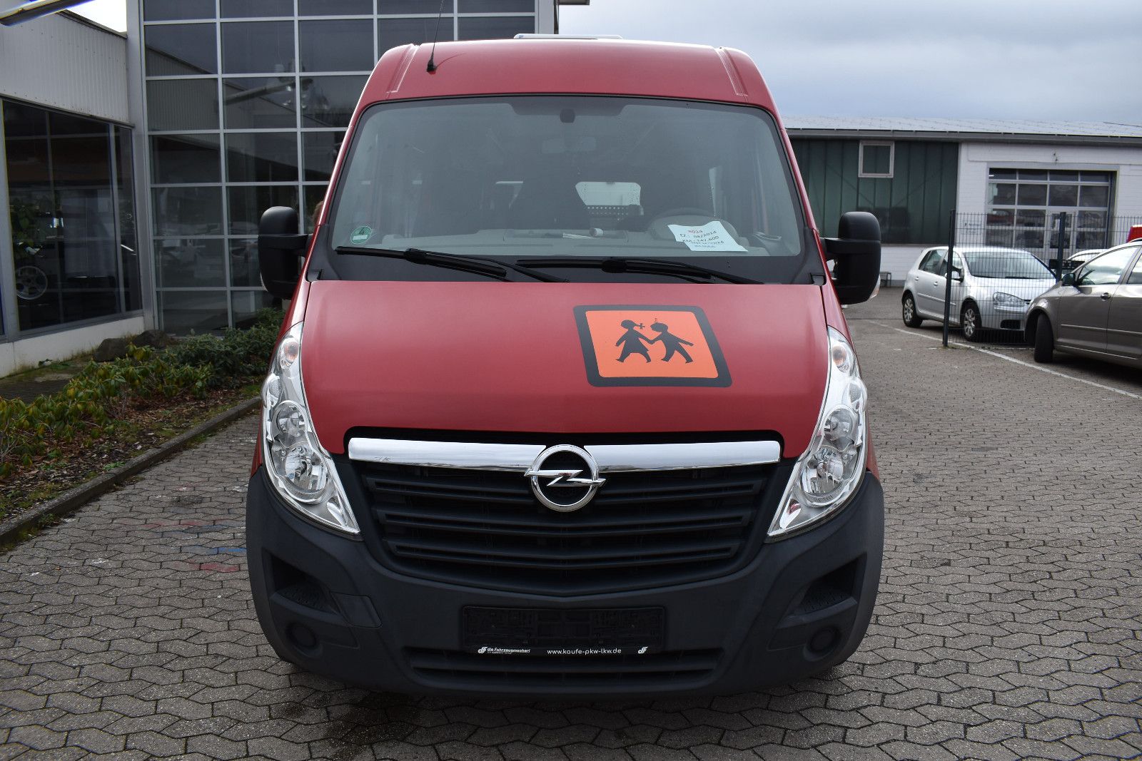 Fahrzeugabbildung Opel Movano Behindertengerecht *8076